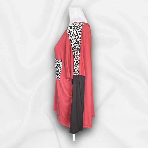 *NEW* Haptics Soft Tunic with Animal Print - Small Boho, Cozy, Athleisure, Casua - Picture 2 of 7